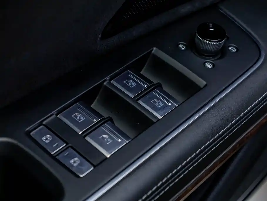 Audi A8 — миниатюра 26