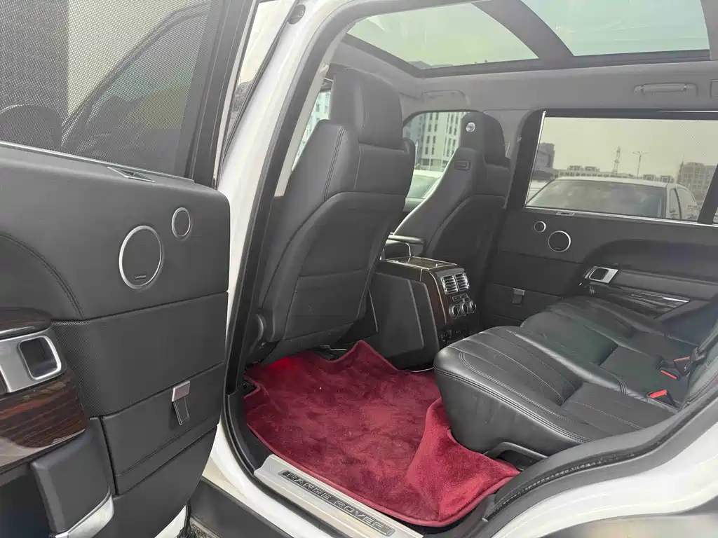 Land Rover Range Rover 2016 3.0 SC V6 Vogue Long Wheelbase
