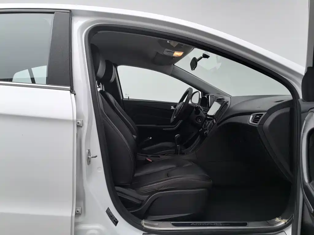 Chery Arrizo 5 — миниатюра 23