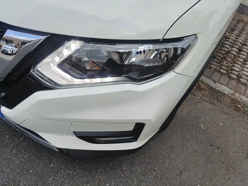 Nissan X-Trail — миниатюра 24
