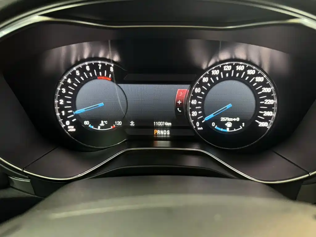 Ford Mondeo — миниатюра 5
