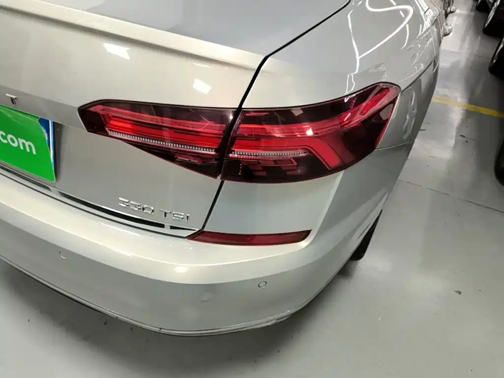 Volkswagen Passat — миниатюра 8