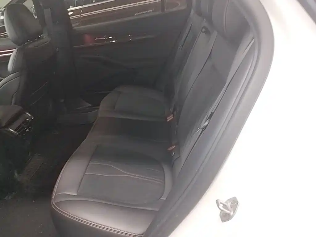 Ford Mondeo — миниатюра 17