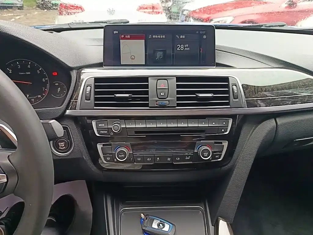 BMW 3 Series — миниатюра 13