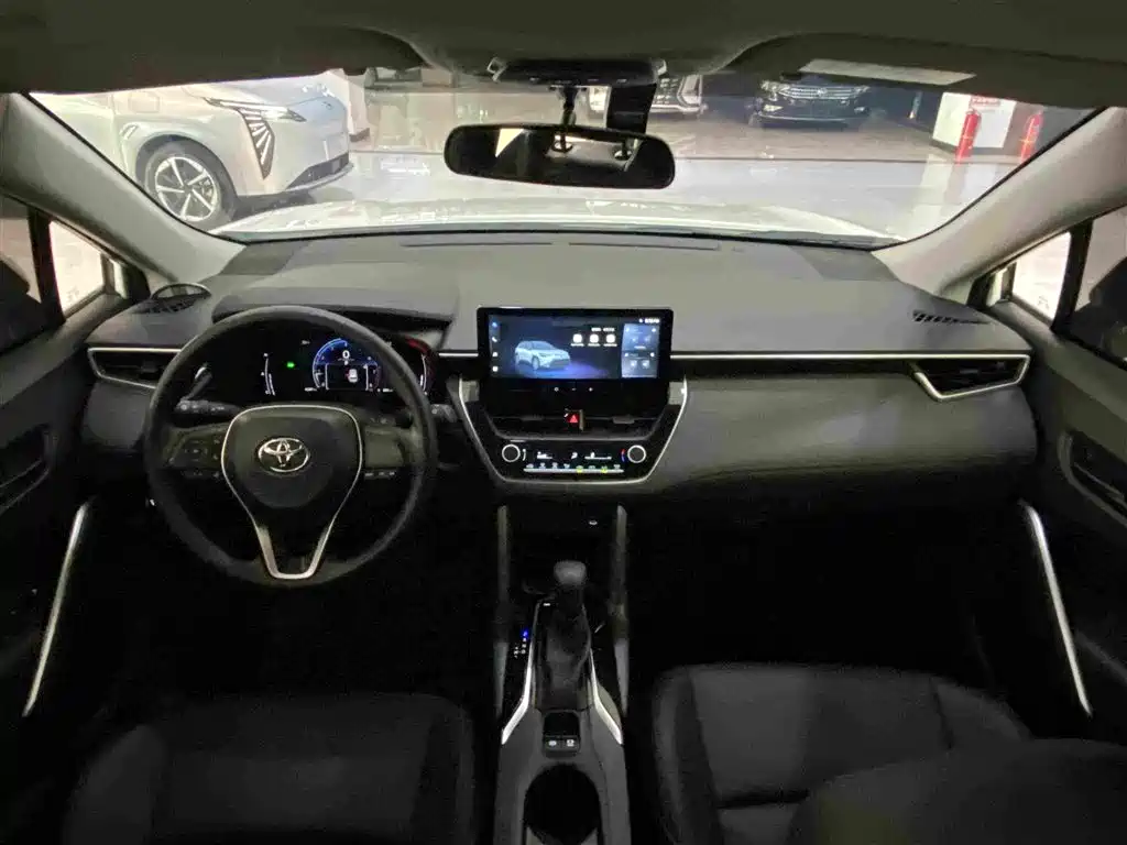 Toyota Frontlander — миниатюра 9