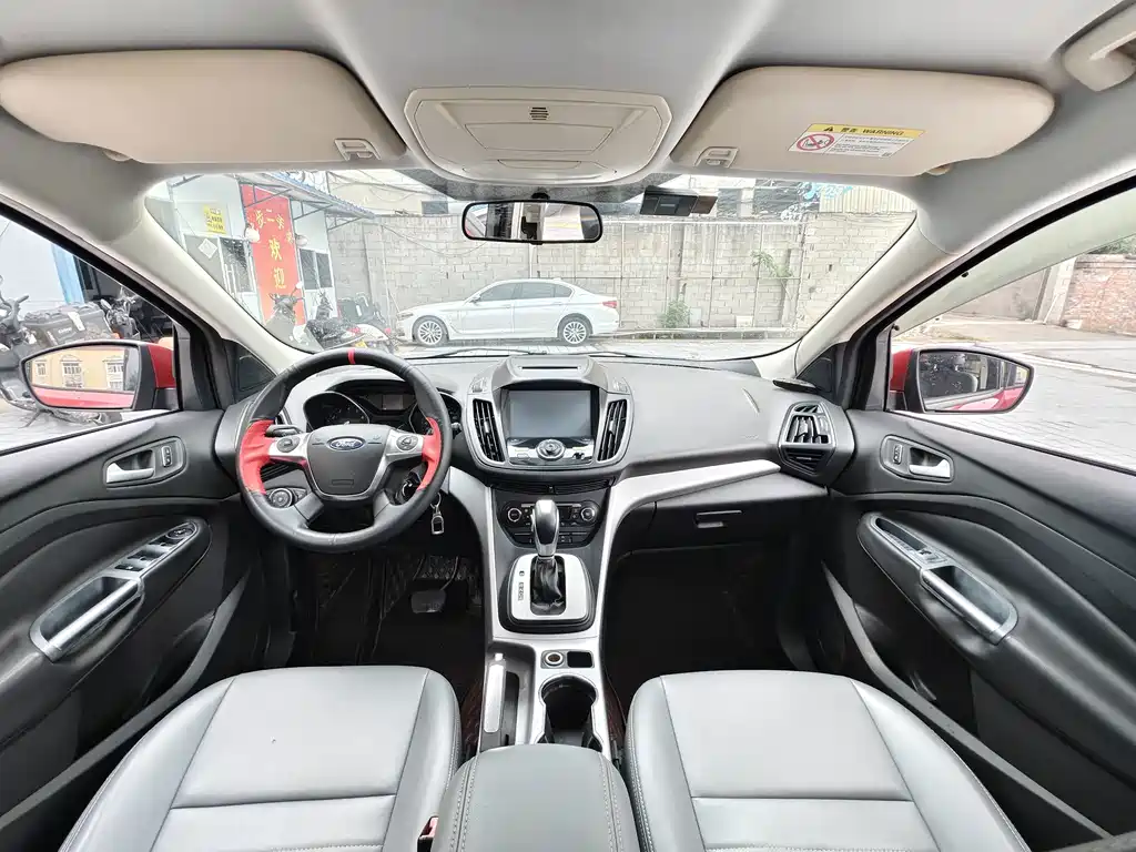 Ford Kuga — миниатюра 6