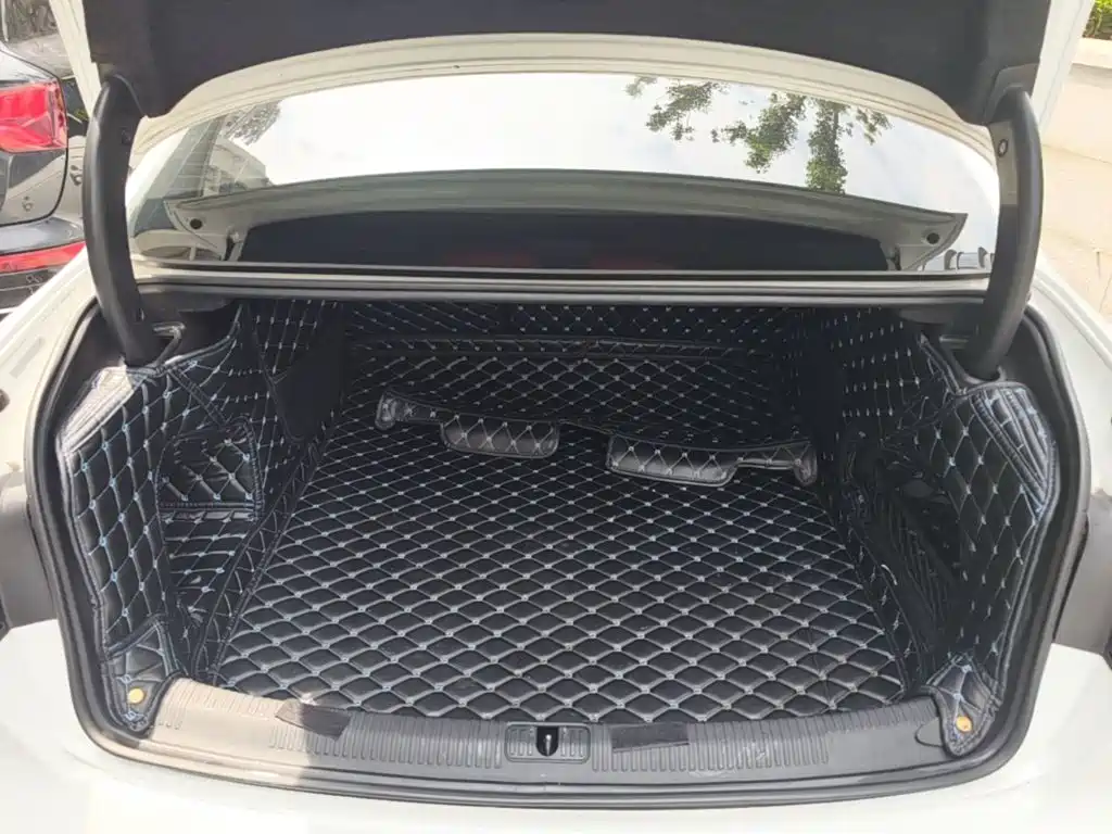 Audi A4L — миниатюра 19