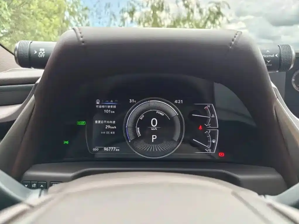 Lexus ES — миниатюра 11