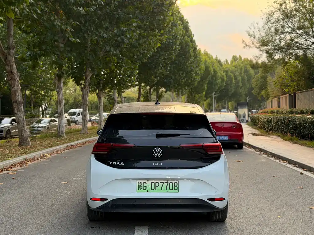 Volkswagen ID.3 — миниатюра 8