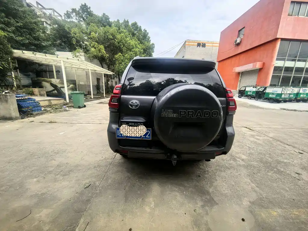 Toyota Prado (Import) — миниатюра 4
