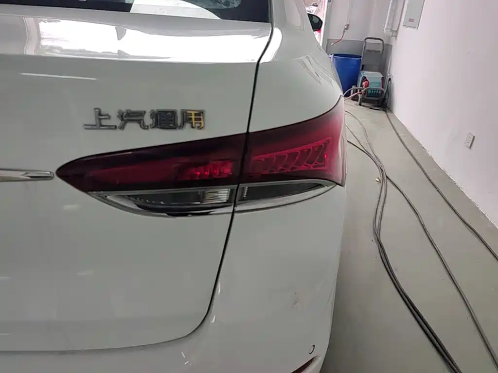 Buick Excelle — миниатюра 8