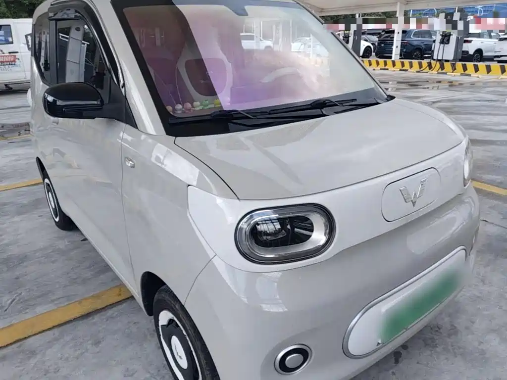 Wuling MINIEV — миниатюра 4