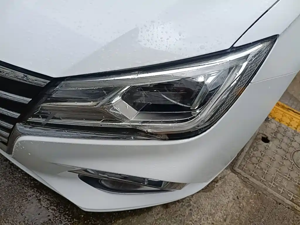 Roewe i5 — миниатюра 24