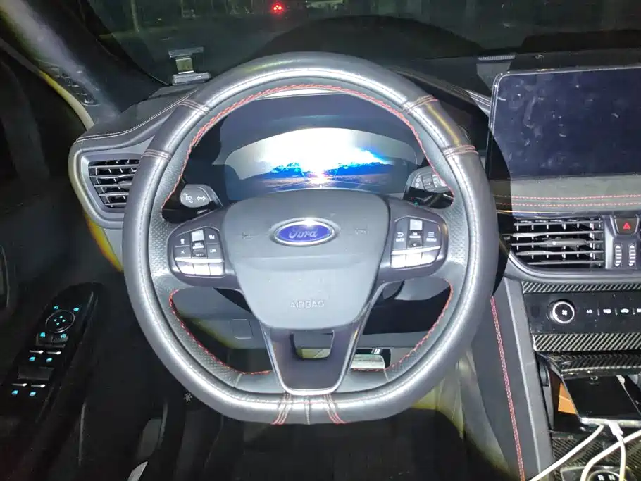 Ford Escape — миниатюра 15