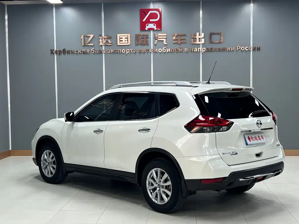 NISSAN QIJUN