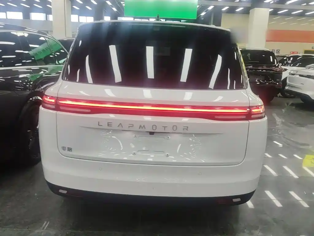 Leapmotor Leapmotor C16 — миниатюра 6