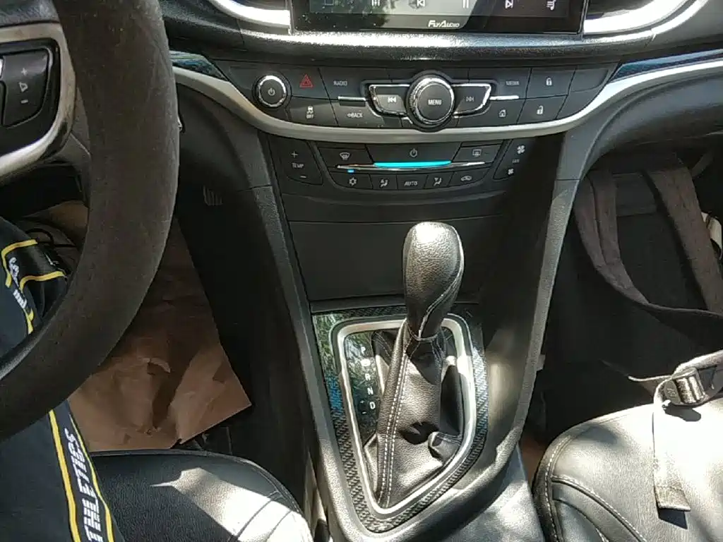 Buick Excelle — миниатюра 14