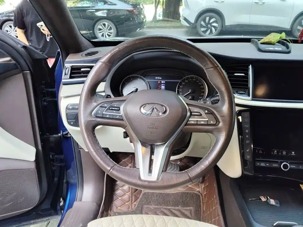 Infiniti QX50 — миниатюра 11