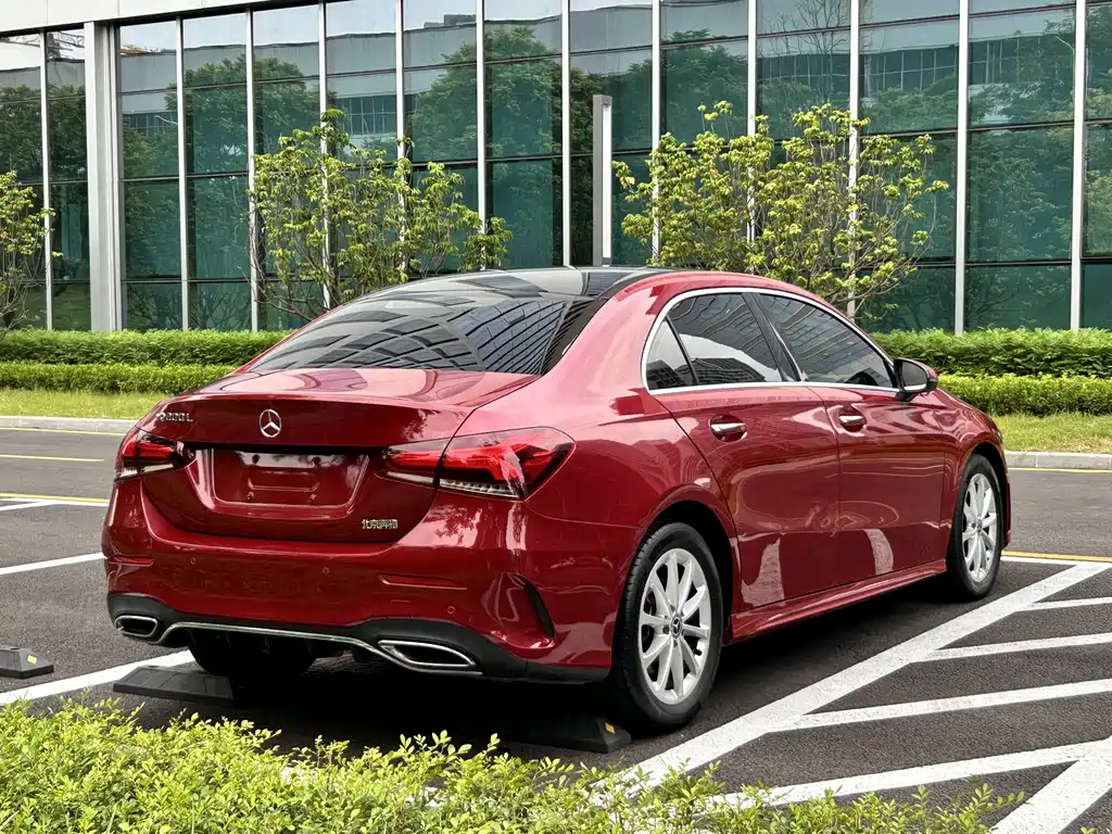 MERCEDES-BENZ A CLASS