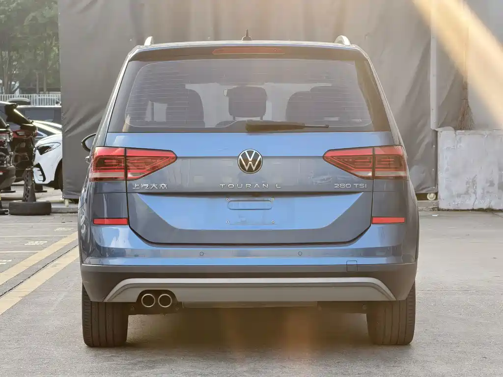 Volkswagen Touran — миниатюра 6