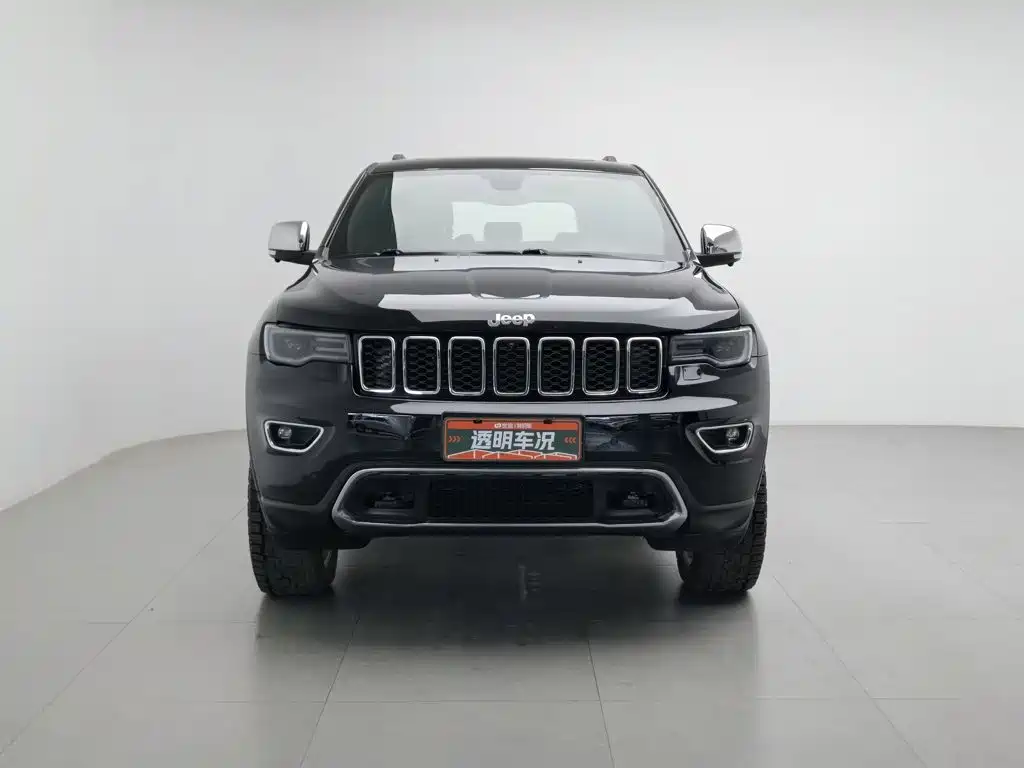 Jeep Grand Cherokee (Import) — миниатюра 3