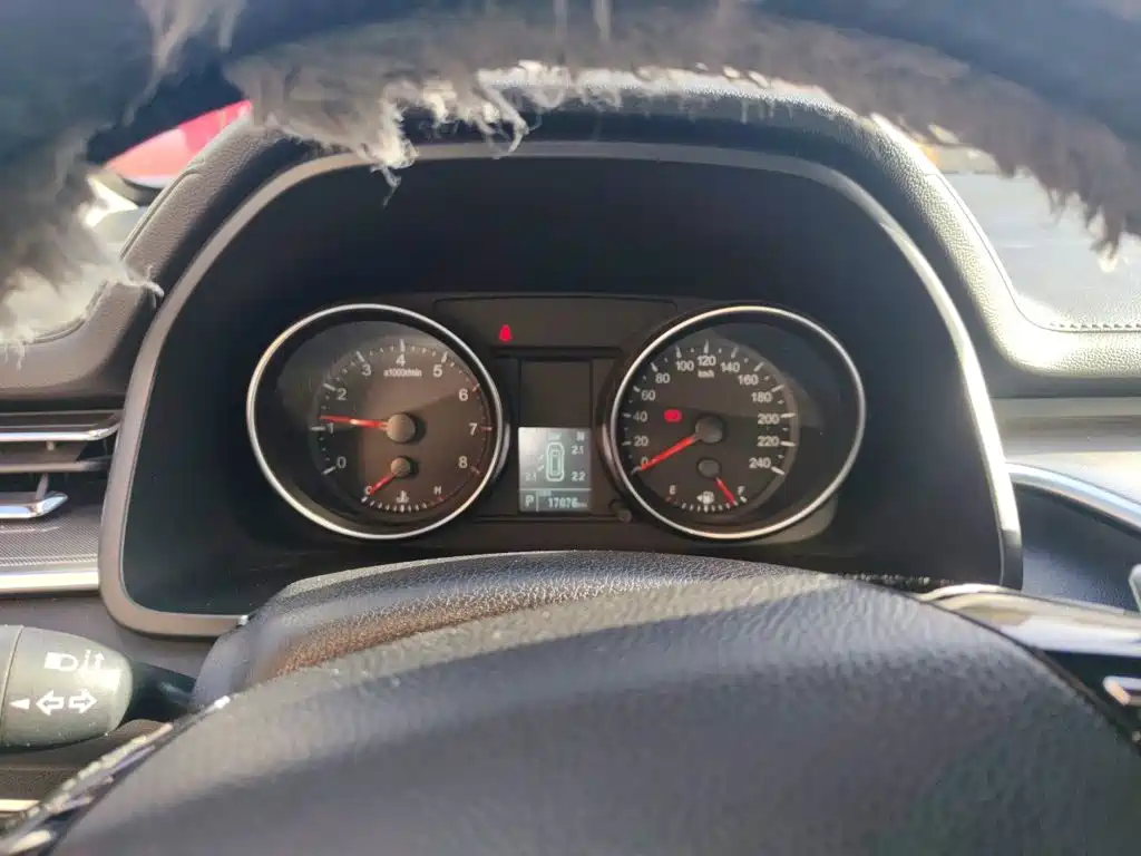 Haval M6 — миниатюра 12