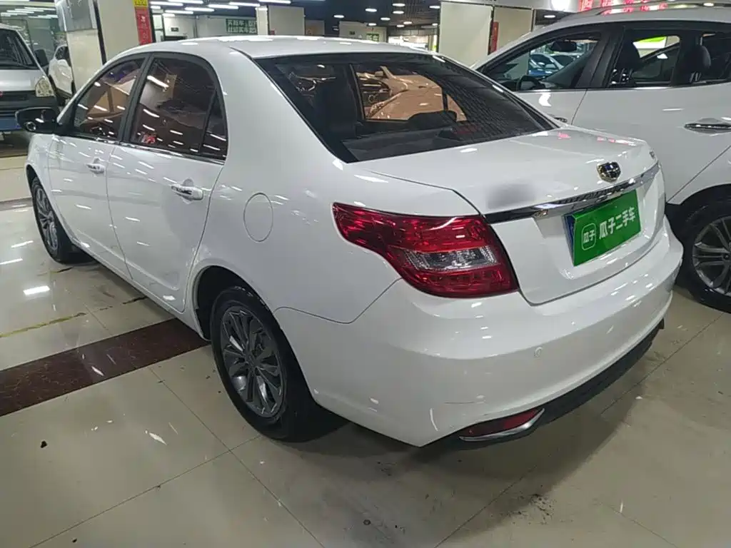 Geely Vision — миниатюра 5