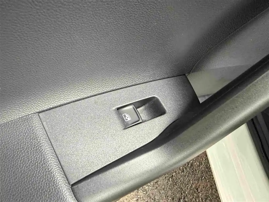 Volkswagen Polo — миниатюра 11