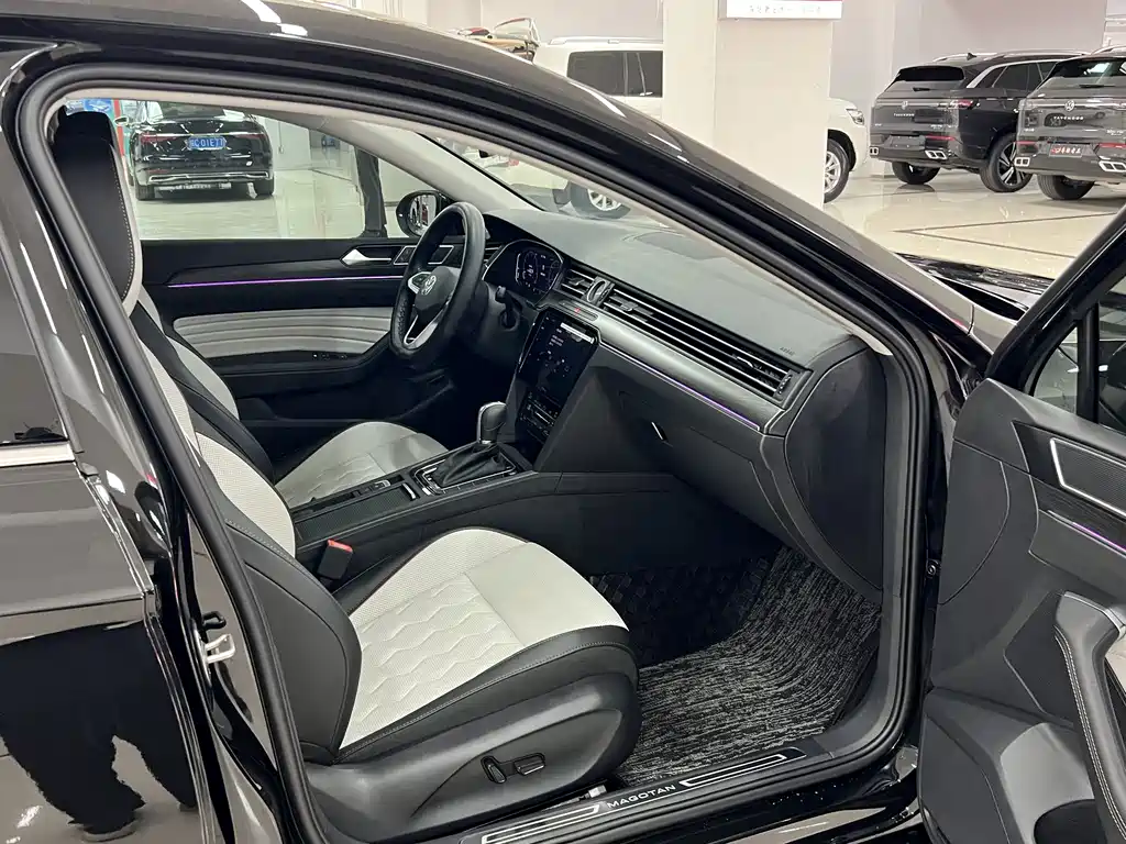 Volkswagen Magotan 2026 3000 380TSI DSG Luxury