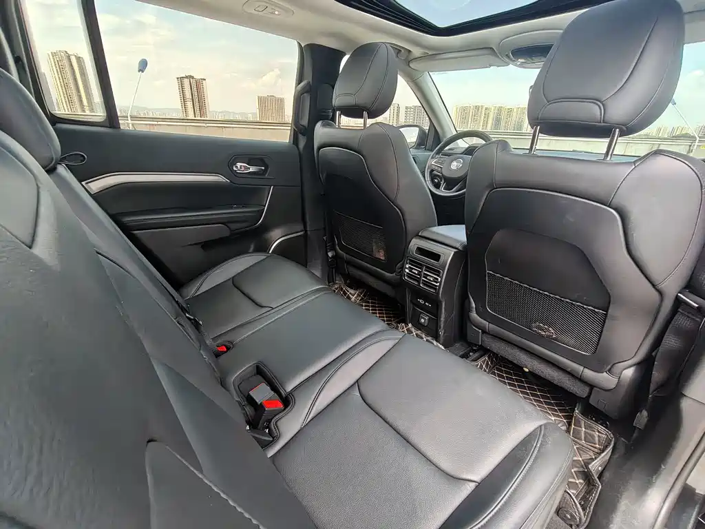 Jeep Grand Commander — миниатюра 19