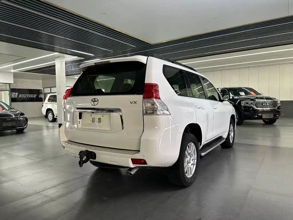 Toyota Prado — миниатюра 9
