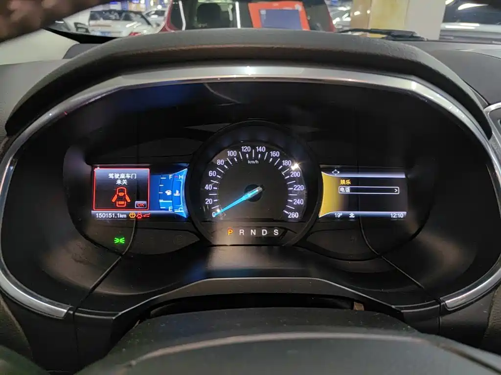 Ford Edge — миниатюра 12