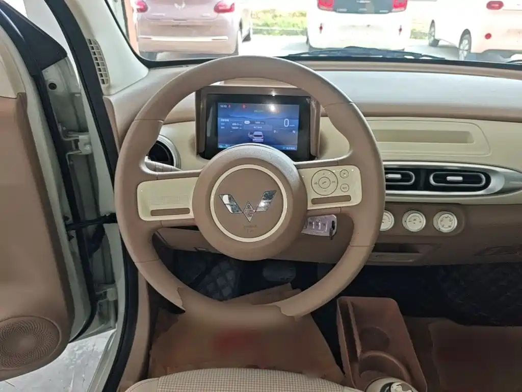 Wuling MINIEV — миниатюра 11