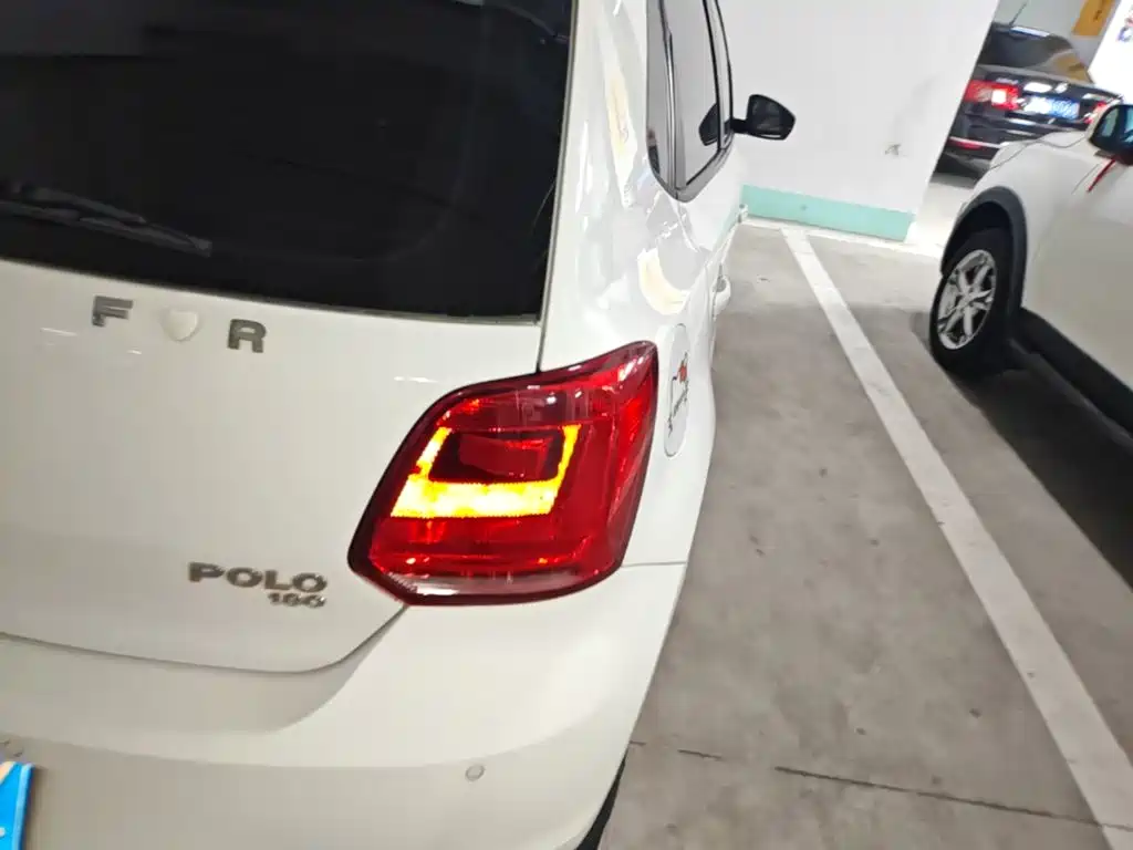 Volkswagen Polo — миниатюра 8