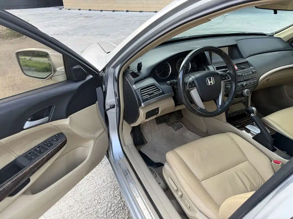 Honda Accord — миниатюра 4
