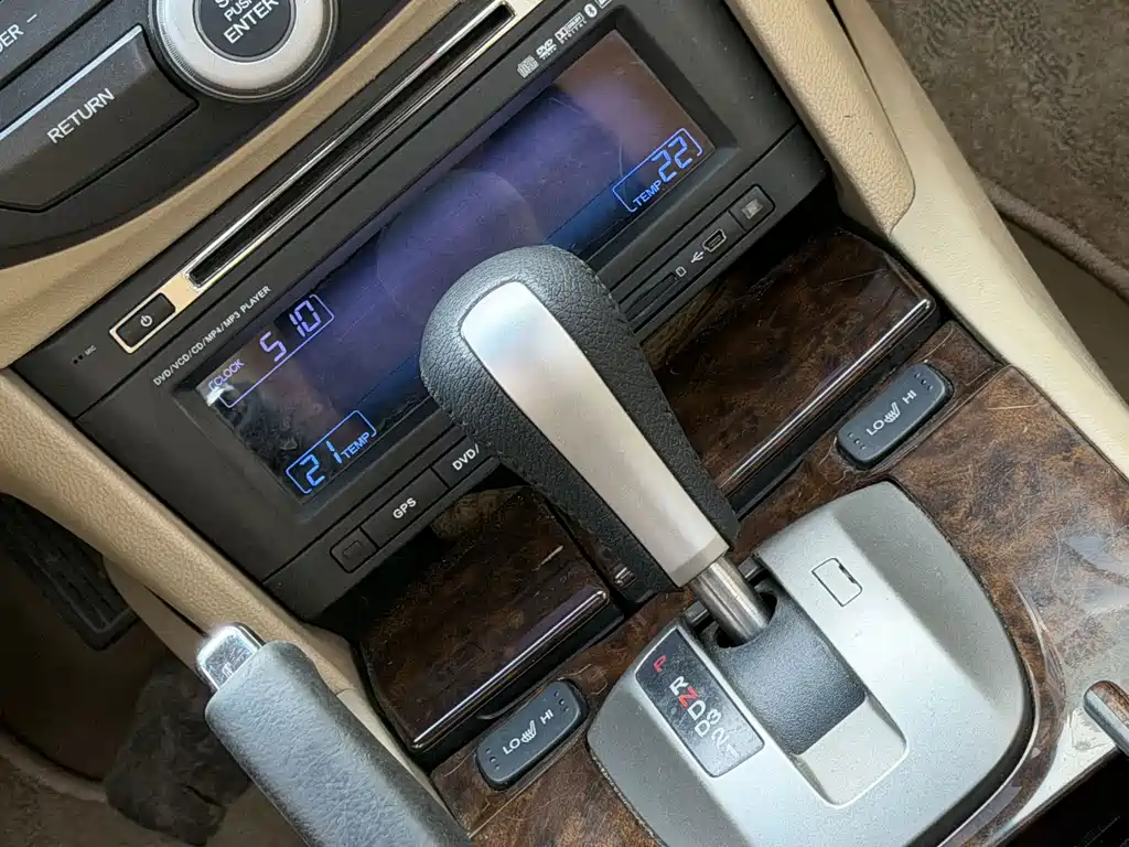 Honda Accord — миниатюра 7