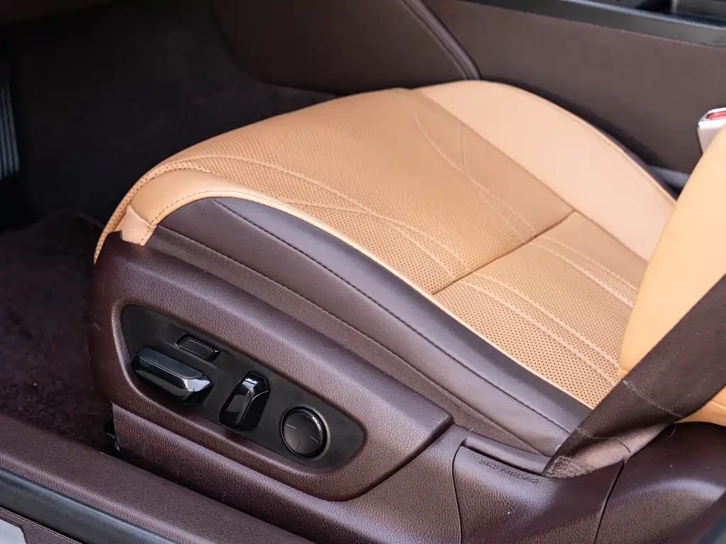 Lexus ES — миниатюра 20