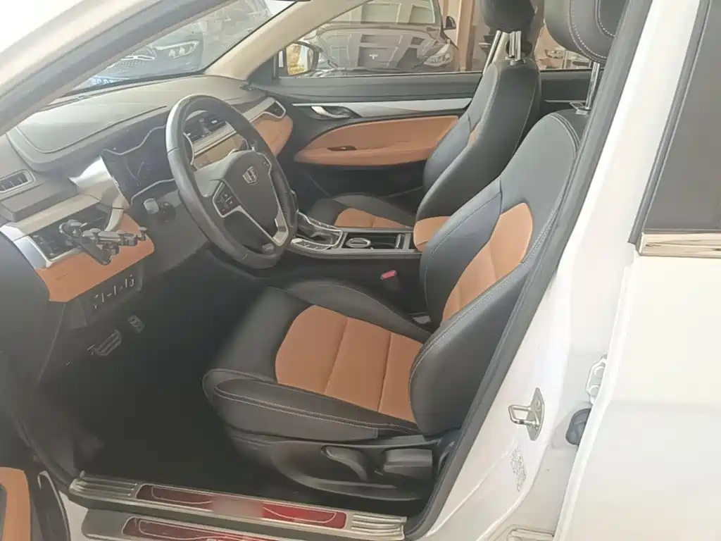 Geely Vision S1 — миниатюра 15