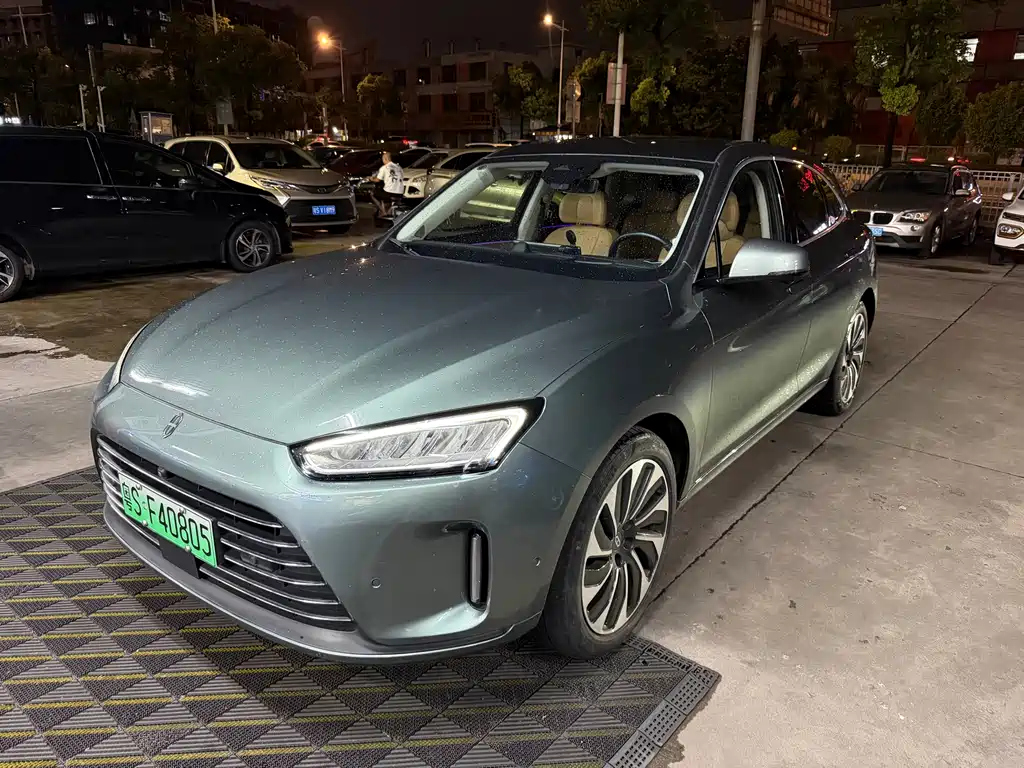 AITO AITO M5