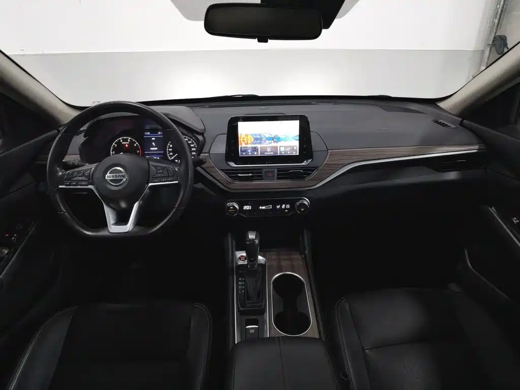 Nissan Teana — миниатюра 5