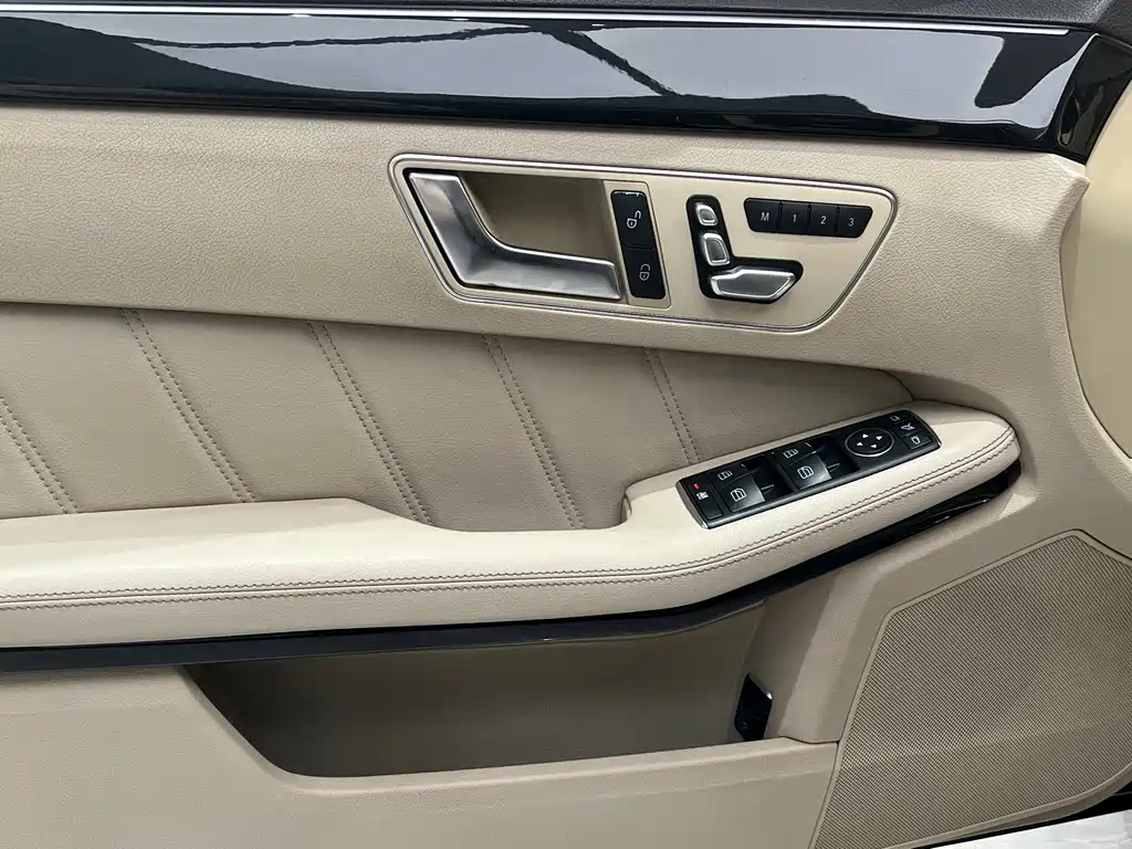 Mercedes-Benz E-Class — миниатюра 19