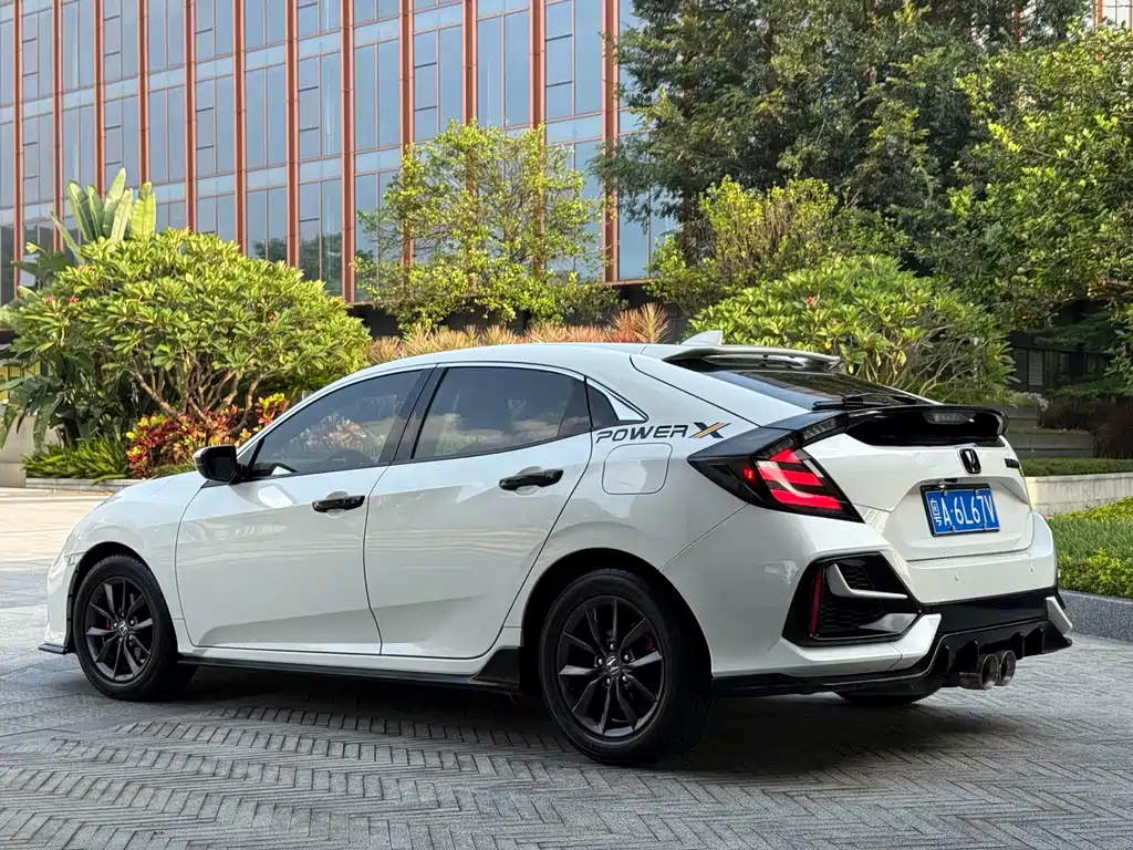 Honda Civic — миниатюра 5