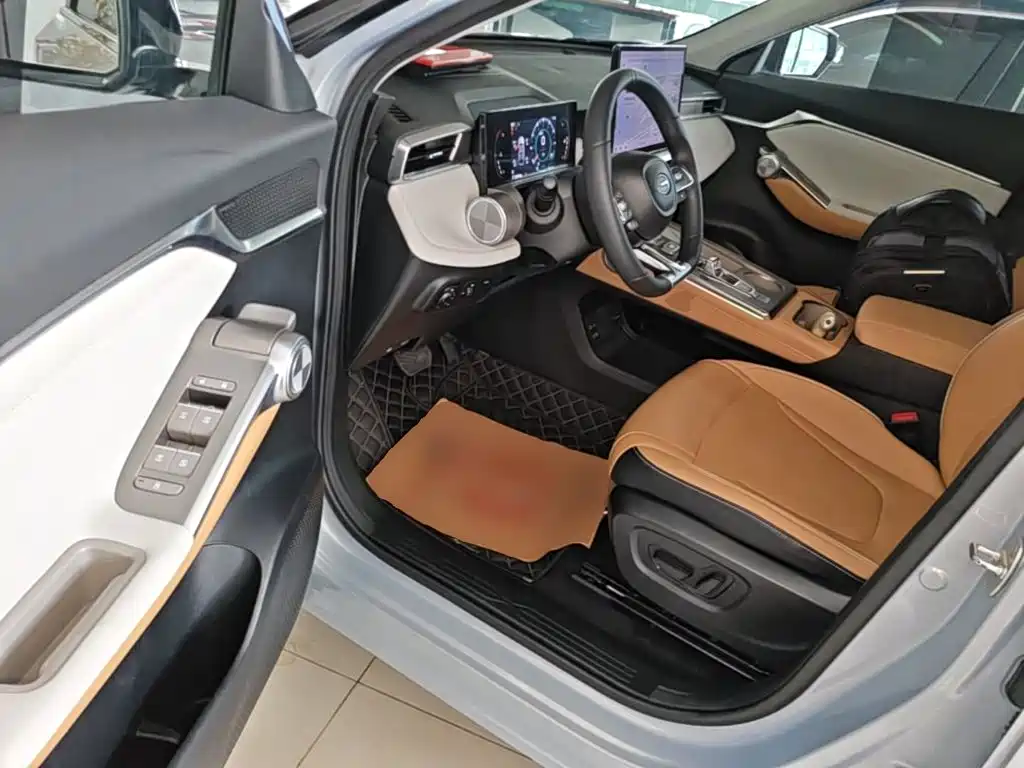 GAC Motor Shadow Cool — миниатюра 16