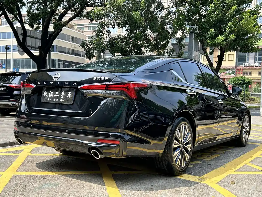 Nissan Teana — миниатюра 5