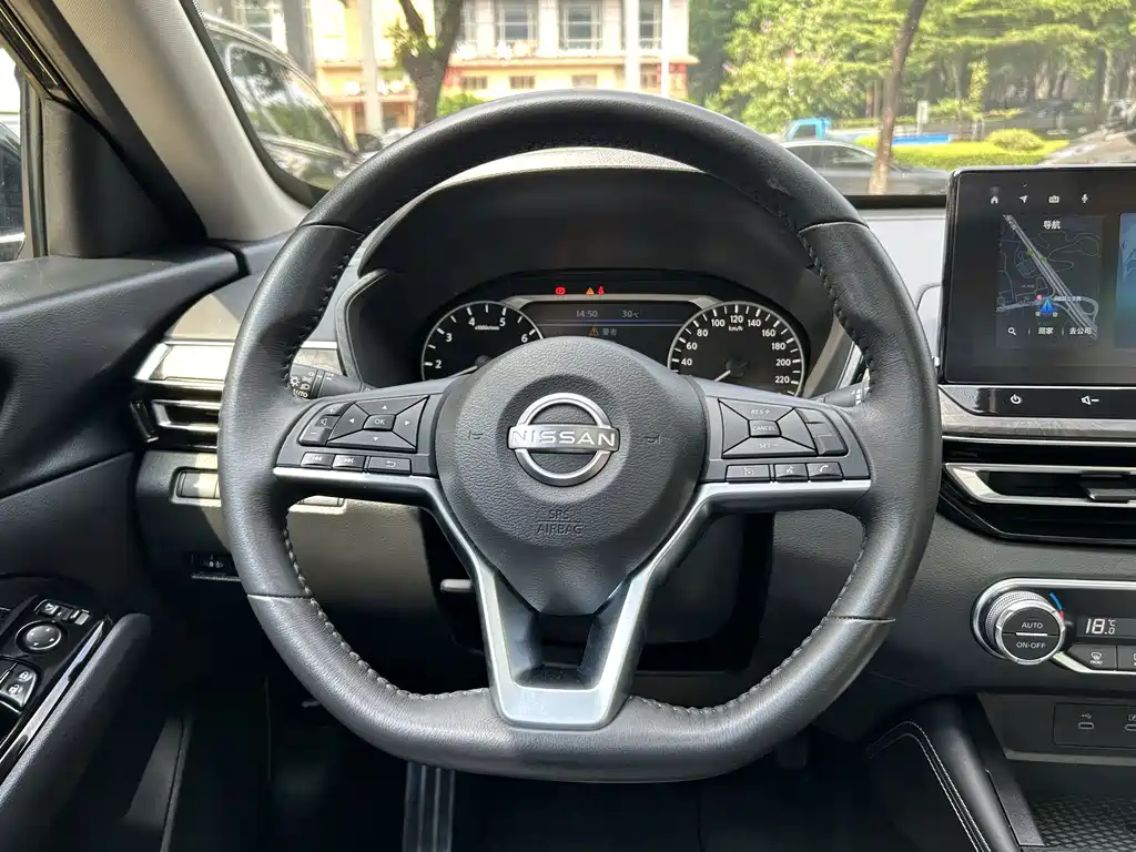 Nissan Teana — миниатюра 15