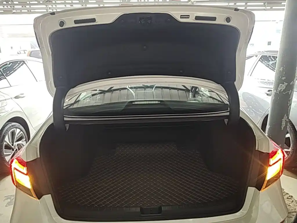 Honda Civic — миниатюра 19