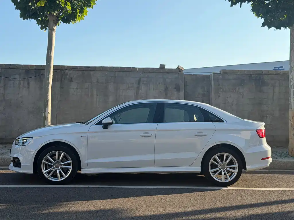 Audi A3 (Import) — миниатюра 3