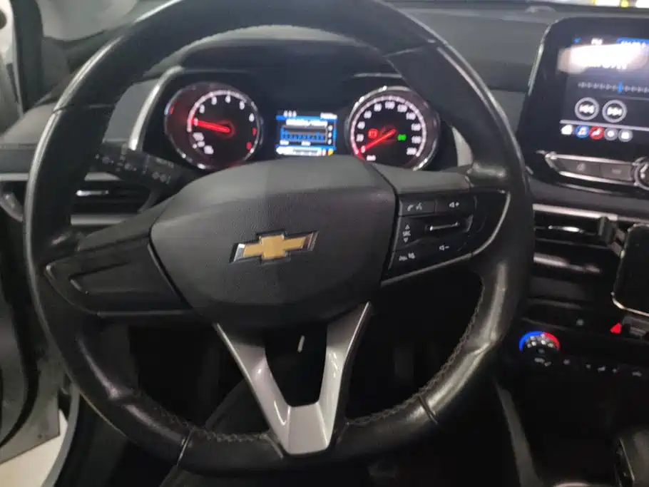 Chevrolet Trax — миниатюра 15