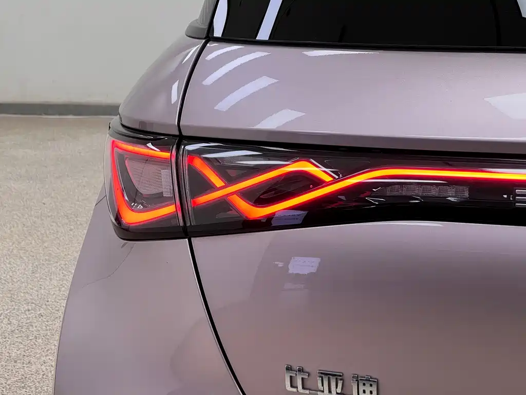 BYD Dolphin — миниатюра 11