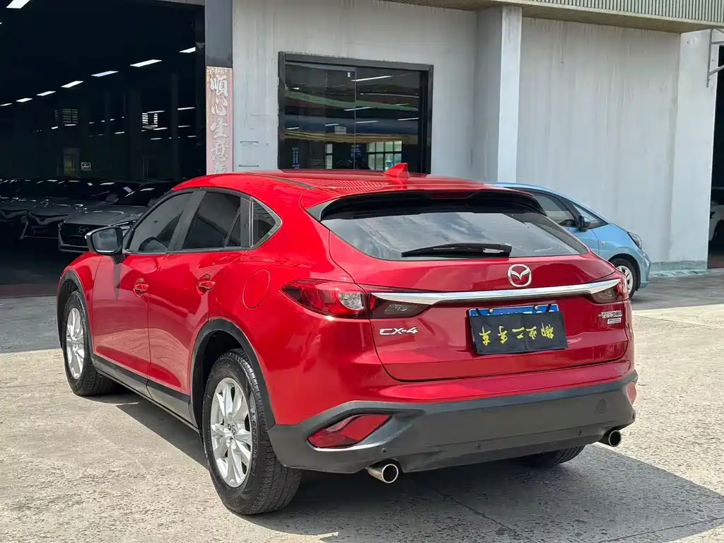 MAZDA CX 4